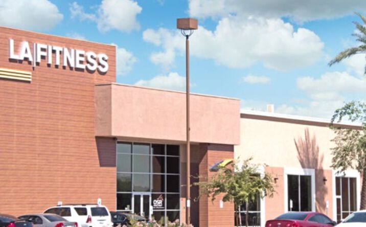 Pictures of Retail property located at 5880 W. Peoria Avenue, Glendale, AZ 85302 for comps - image #1