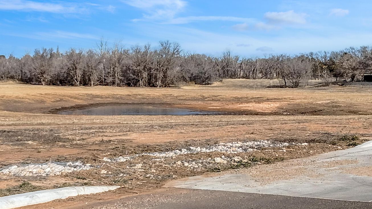 1516 Arbor Drive, Clovis, NM 88101