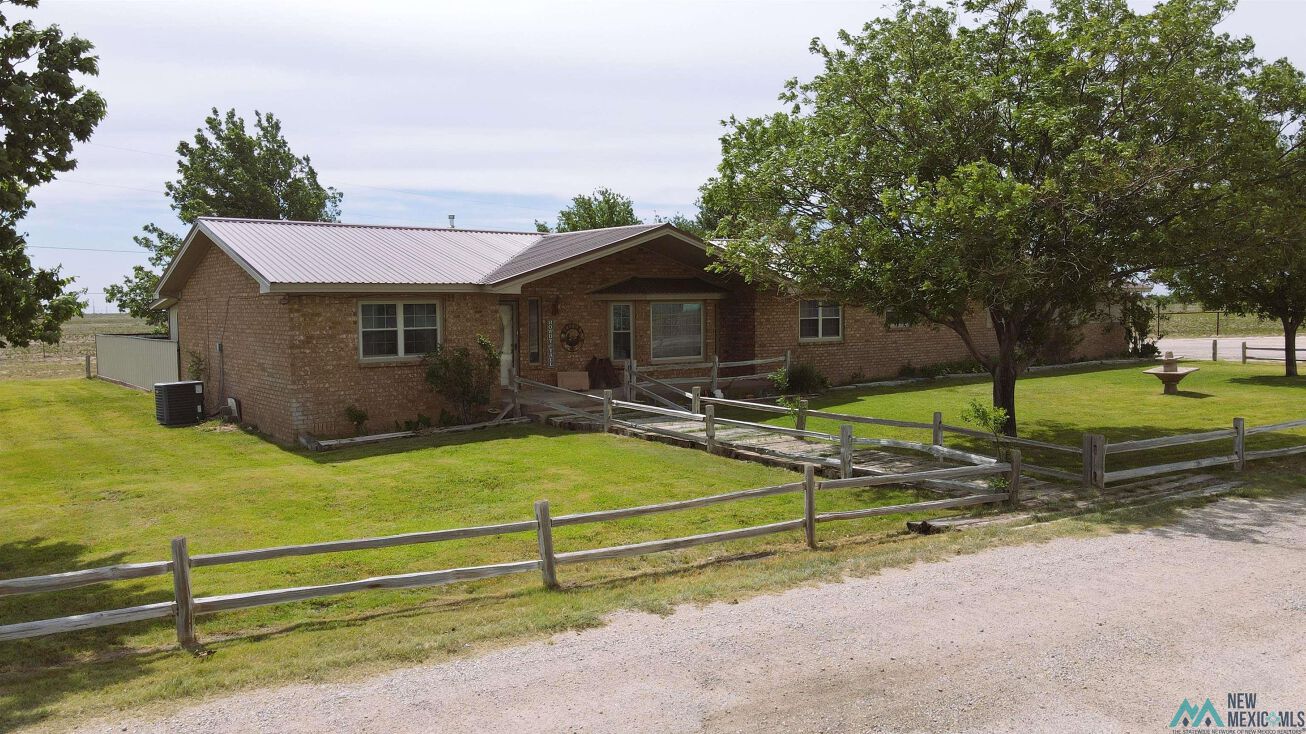 1400 Tatum Highway, Lovington, NM 88260