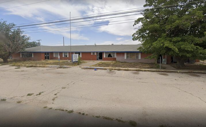 Pictures of Hospitality, Senior Living, Special Purpose property located at 2101 N Bensing Drive, Hobbs, NM 88240 for sales - image #1