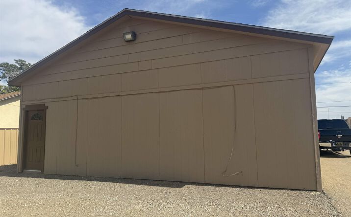Pictures of Land, Office, Industrial property located at 1107 W Stevens Street, Carlsbad, NM 88220 for sales - image #1