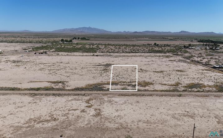 Pictures of Land property located at TBD Hereford Rd Se Block 4 Lot 14 Road, Deming, NM 88030 for sales - image #1