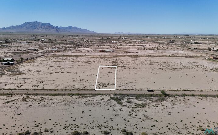 Pictures of Land property located at TBD Angus Rd Se Block 4 Lot 7 Road, Deming, NM 88030 for sales - image #1