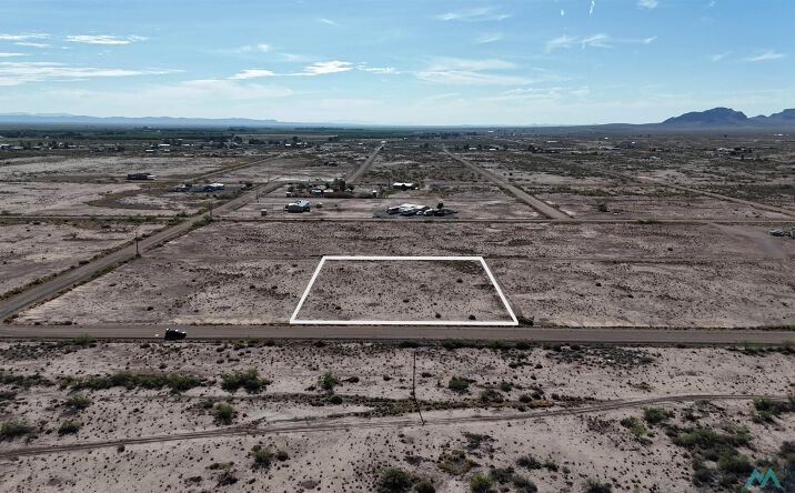 Pictures of Land property located at TBD Lomita Rd Se Block 6 Lot 2 Road, Deming, NM 88030 for sales - image #1