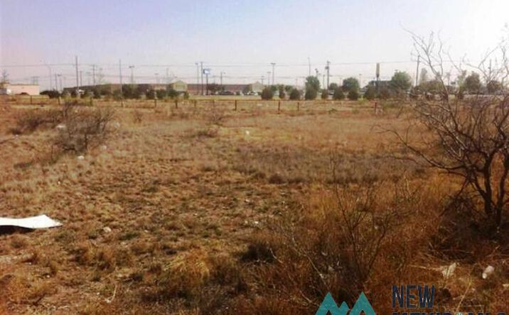 Pictures of Land property located at TBD Lovington Highway, Hobbs, NM 88240 for sales - image #1