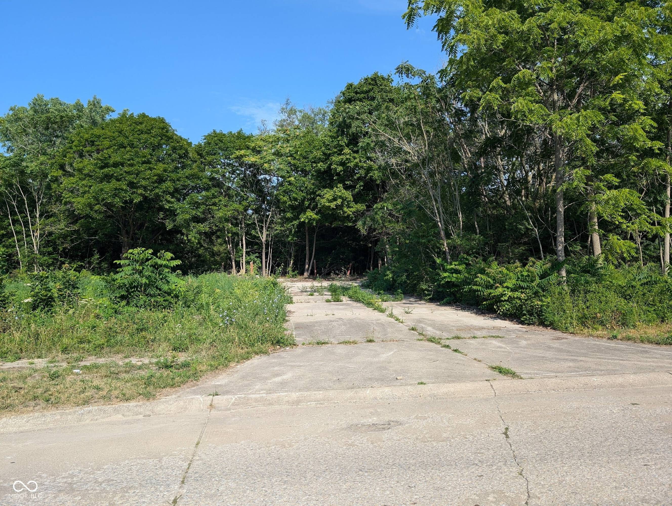 1000 N 9Th St, Elwood, IN 46036
