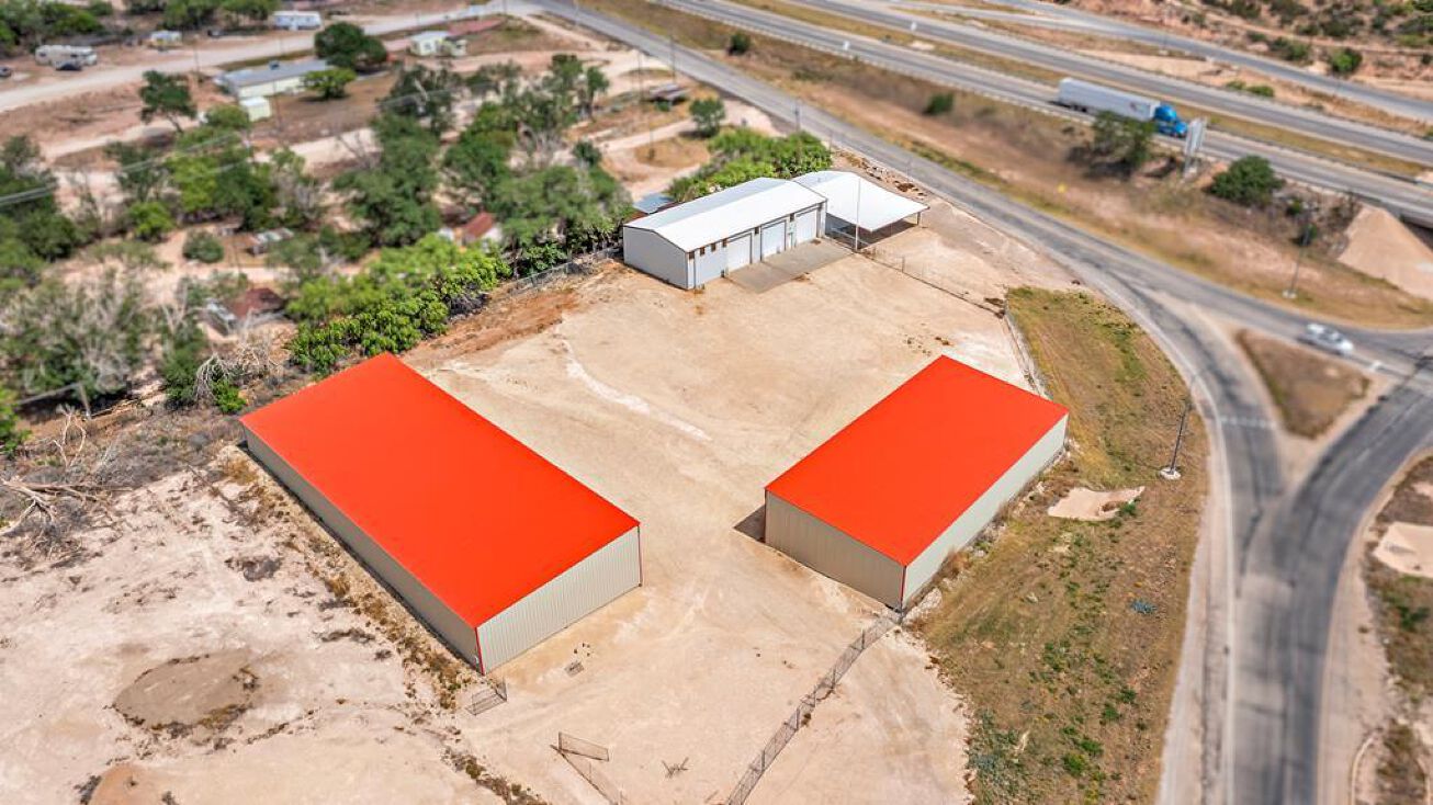 202 &204 Corbell Rd, Big Spring, TX 79720