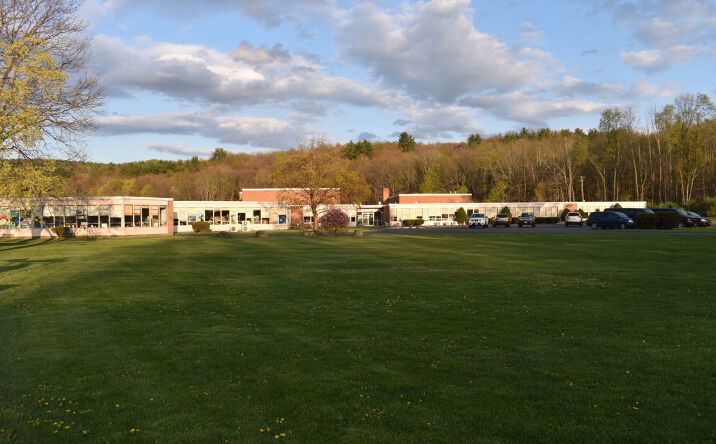 Pictures of Office property located at 213 Tracy Creek Rd, Vestal, NY 13850 for sales - image #1