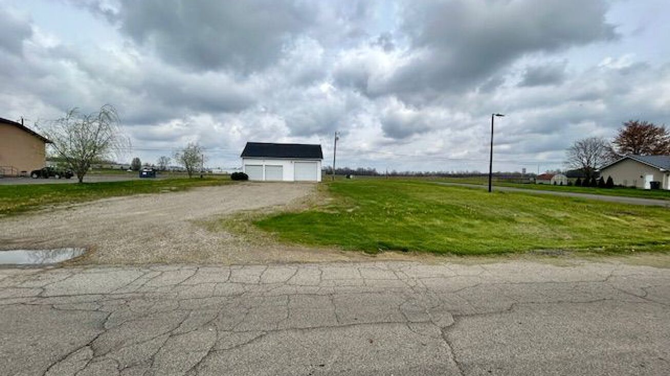 440 West 37th Street , Connersville, IN 47331