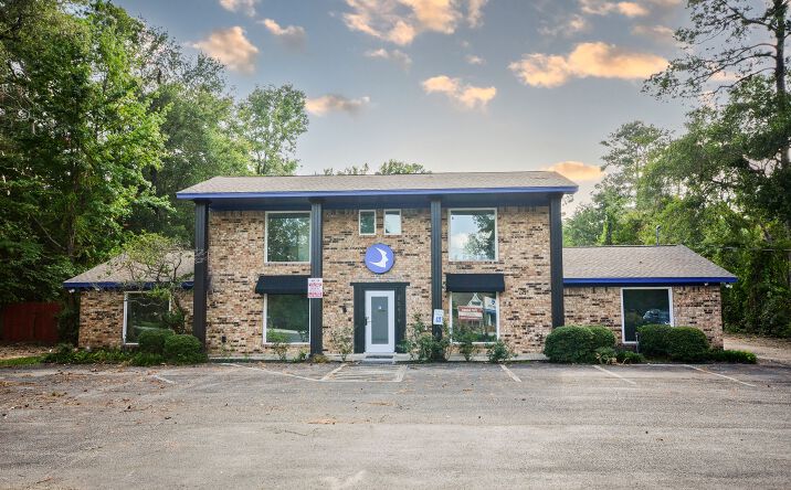 Pictures of Office, Retail property located at 26519 Oak Ridge Dr, Spring, TX 77380 for sales - image #1