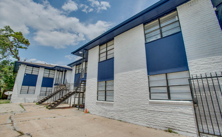 Pictures of Multifamily property located at 3613 Crane St, Houston, TX 77026 for sales - image #1