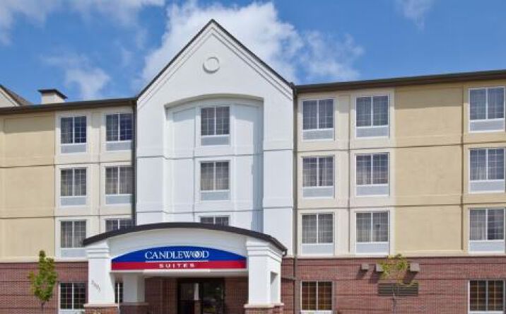 Pictures of Hospitality property located at 2601 Abbott Plaza, Omaha, NE 68110 for sales - image #1