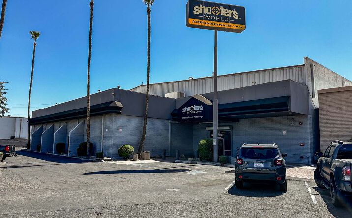 Pictures of Industrial property located at 3828 N 28th Ave, Phoenix, AZ 85017 for sales - image #1
