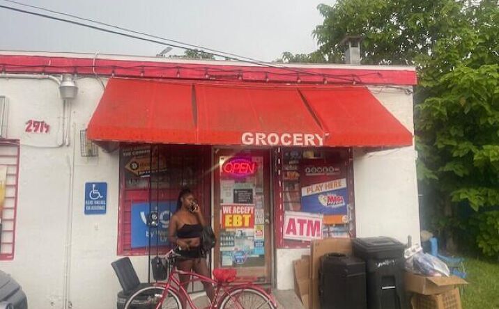 Pictures of Retail property located at 2919 PHILIPS Highway, Jacksonville, FL 32207 for sales - image #1