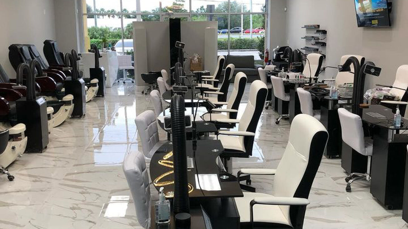 10249 S John Young Pkwy, Orlando, FL 32837