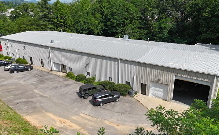 Pictures of Industrial property located at 33 Loop Rd, Arden, NC 28704 for sales - image #1