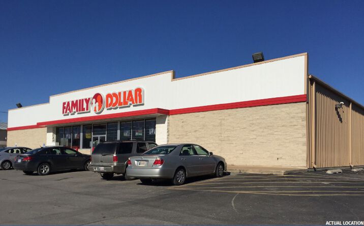 Pictures of Retail property located at 401 E Cherokee Ave, Nowata, OK 74048 for comps - image #1