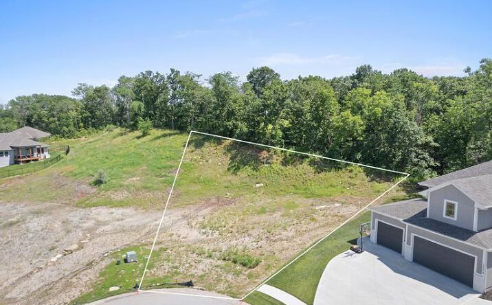 Pictures of Land property located at 12215 Walnut Street, Kansas City, MO 64146 for sales - image #1