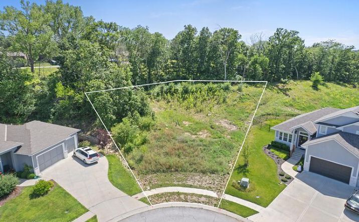 Pictures of Land property located at 12214 Grand Avenue, Kansas City, MO 64146 for sales - image #1
