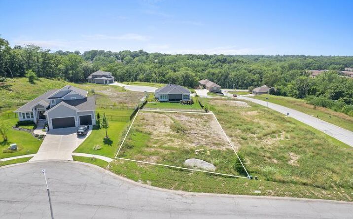 Pictures of Land property located at 12204 Grand Avenue, Kansas City, MO 64146 for sales - image #1