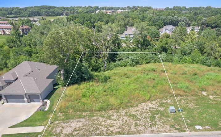 Pictures of Land property located at 12 E 122nd Street, Kansas City, MO 64145 for sales - image #1