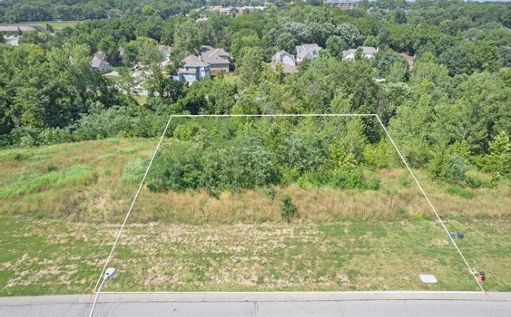Pictures of Land property located at 104 E 122 Street, Kansas City, MO 64146 for sales - image #1