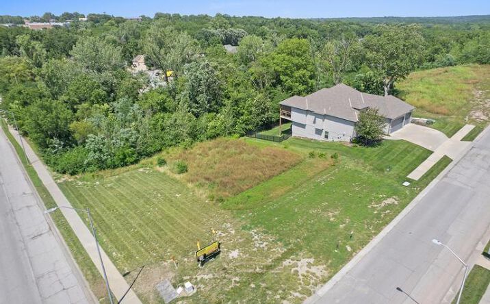 Pictures of Land, Multifamily property located at 4 E 122 Street, Kansas City, MO 64146 for sales - image #1