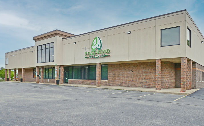 Pictures of Retail property located at 134 E Edgewood Blvd, Lansing, MI 48911 for sales - image #1