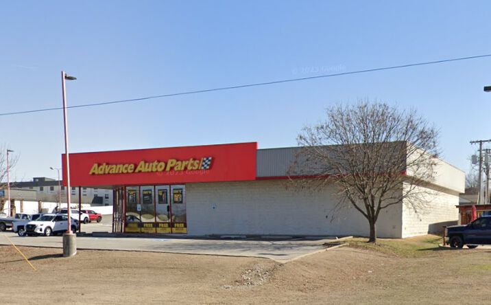 Pictures of Retail property located at 1420 SE Washington Blvd, Bartlesville, OK 74006 for sales - image #1