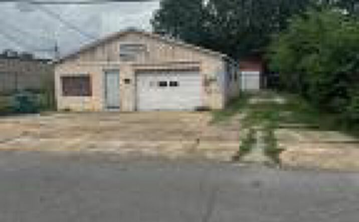 Pictures of Special Purpose property located at 113 8th Avenue, Meridian, MS 39301 for sales - image #1