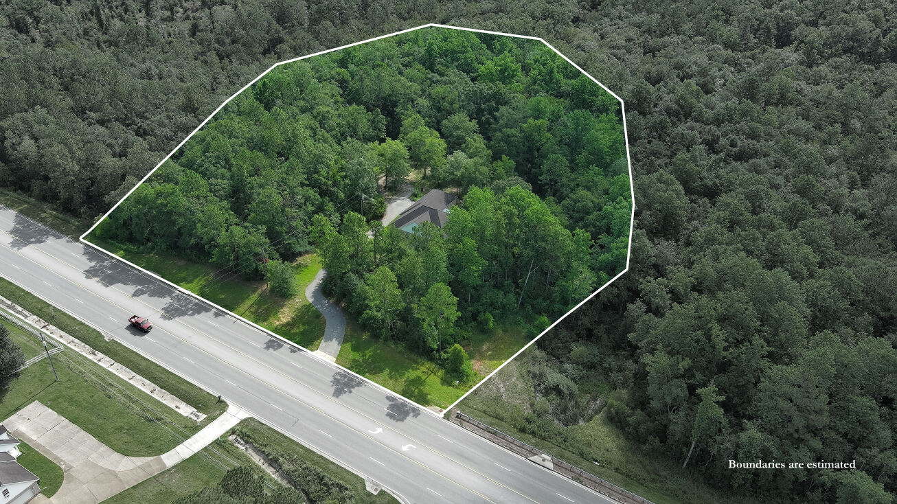 Pictures of Land, Mixed Use, Mobile Home Park, Special Purpose property located at 3915 Schillinger Rd S, Mobile, AL 36619 for sales - image #1
