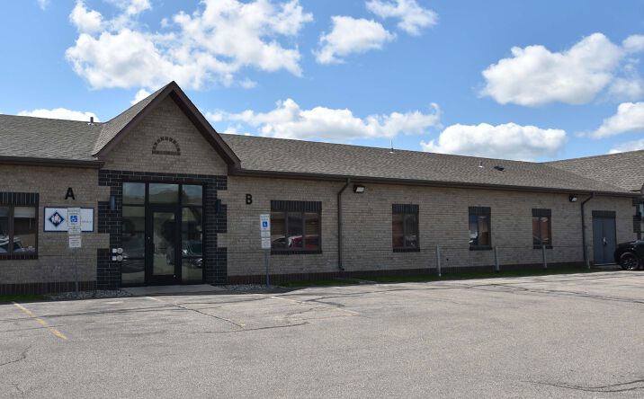Pictures of Office property located at 827 28th St S, Suite B, Fargo, ND 58103 for sales - image #1
