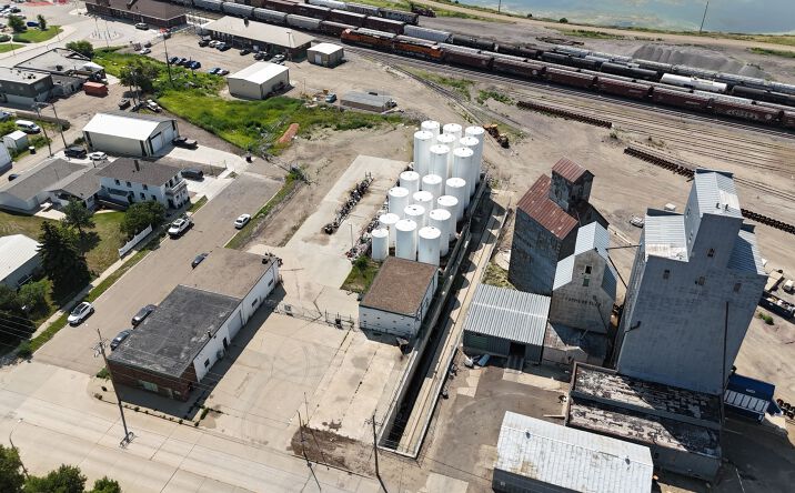 Pictures of Industrial property located at 103 1st St W, Williston, ND 58801 for sales - image #1
