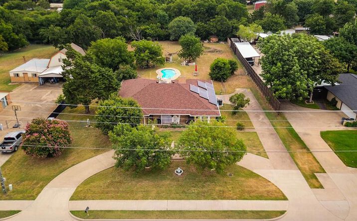 Pictures of Land property located at 230 S Walnut Grove Road, Midlothian, TX 76065 for sales - image #1