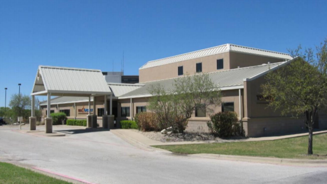 191 Walls Dr, Cleburne, TX 76031