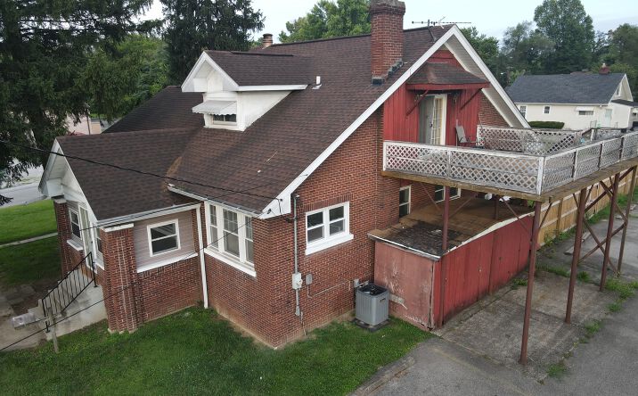 Pictures of Multifamily property located at 2926 Dixie Hwy, Louisville, KY 40216 for sales - image #1