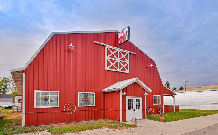 307 Broadway, Buxton, ND 58218 | Crexi.com