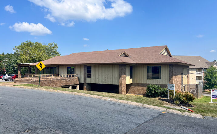 Pictures of Industrial property located at 1924 Fendley Dr, North Little Rock, AR 72114 for sales - image #1