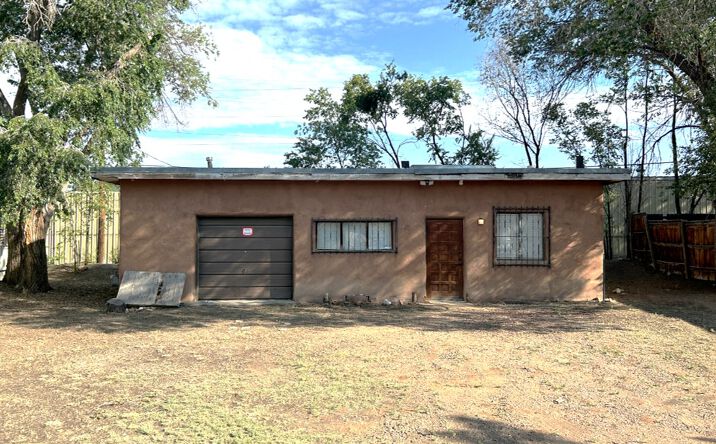 Pictures of Industrial property located at 2917 Rufina Ct, Santa Fe, NM 87507 for sales - image #1
