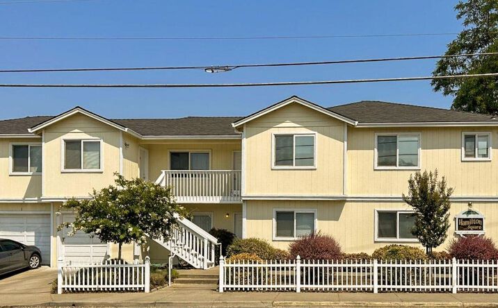 Pictures of Multifamily property located at 103 Hamilton St, Medford, OR 97501 for sales - image #1