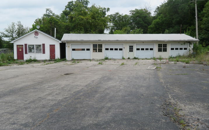 Pictures of Industrial property located at 7670 Chase Lane, Jeffersonville, KY 40337 for sales - image #1