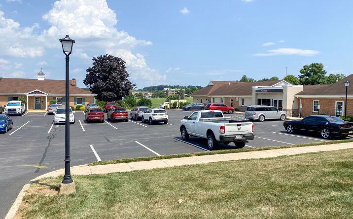 Pictures of Office property located at 2595 S George St, York, PA 17403 for sales - image #1