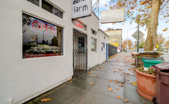 Pictures of Retail property located at 6041 San Pablo Ave, Oakland, CA 94608 for sales - image #1