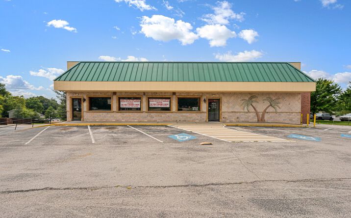 Pictures of Retail property located at 754 W Cherry st, Glasgow, KY 42141 for sales - image #1