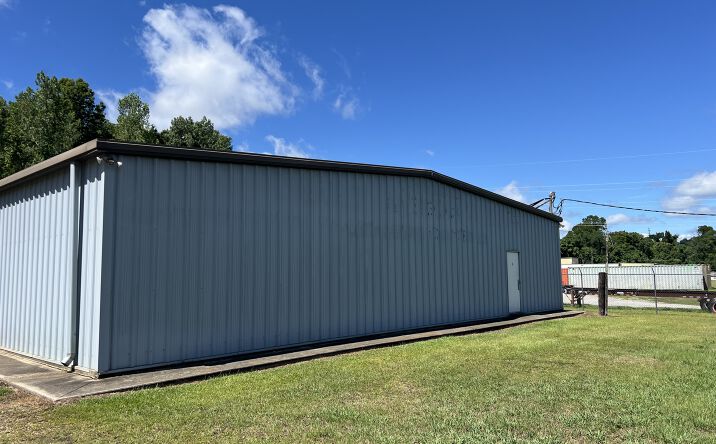 Pictures of Industrial property located at 216 Miller St, Vicksburg, MS 39180 for sales - image #1