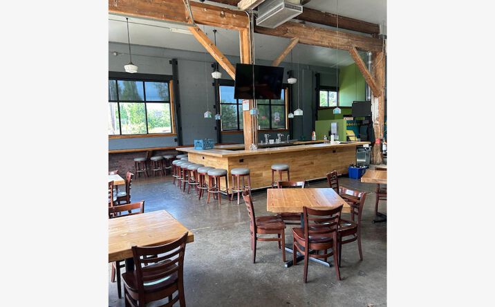 Pictures of Industrial property located at 61 SE Yamhill St, Portland, OR 97214 for sales - image #1