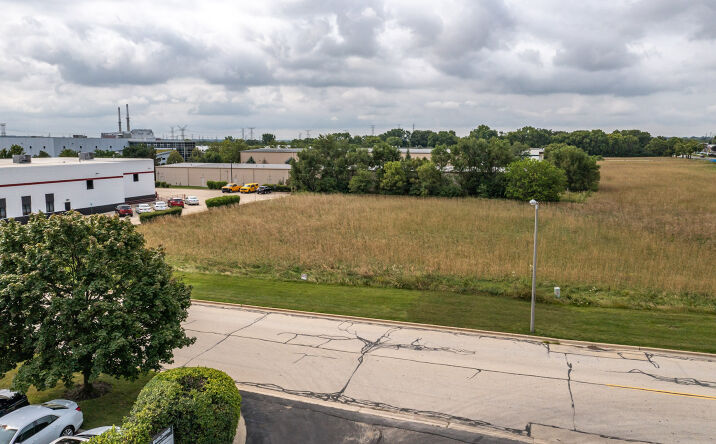 Pictures of Land property located at 33 E Belmont Dr, Romeoville, IL 60446 for sales - image #1
