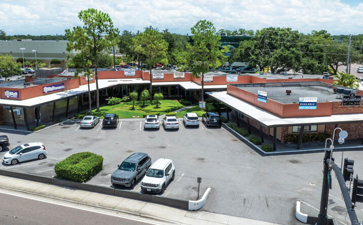 Pictures of Retail property located at 110 N Orlando Ave, Maitland, FL 32751 for comps - image #1