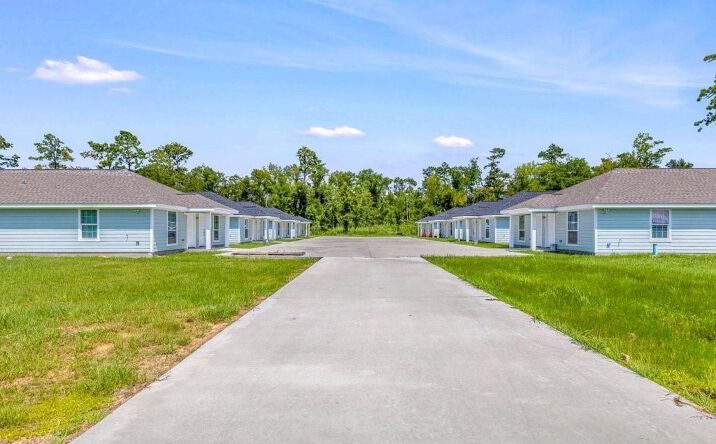 Pictures of Multifamily property located at 1366 Georgia Road, Lake Charles, LA 70611 for sales - image #1
