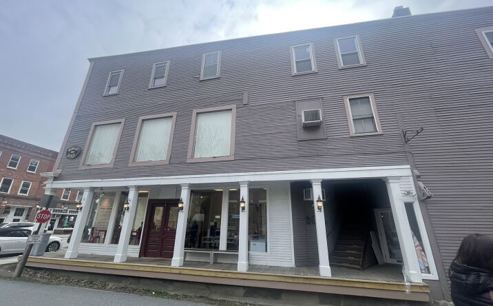 Pictures of Mixed Use, Multifamily, Office, Retail property located at 20 Central St, Woodstock, VT 05091 for sales - image #1